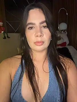 ValentinaEliot online show from 12-14-25, 01:33