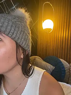 ValentinaEliot online show from 04-04-26, 04:26