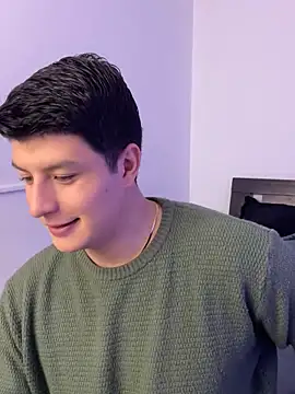 Goldenknight33 online show from 02-10-26, 01:04