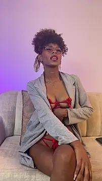 Snapshot of NaomiClay chatting on 04-21-26, 12:44 NaomiClay online show from 04-21-26, 12:44