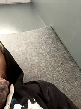 Big German cock974 online show from 12-15-25, 03:38