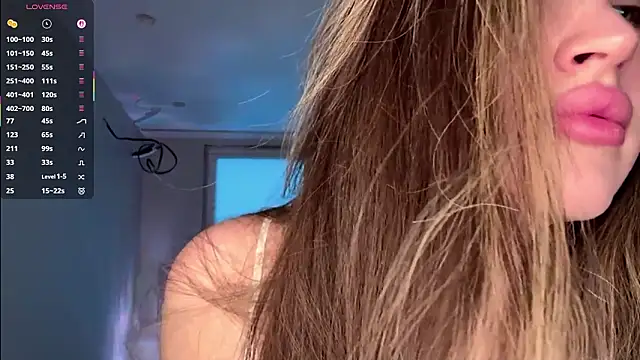 KiraBodrick online show from 03-11-26, 03:29