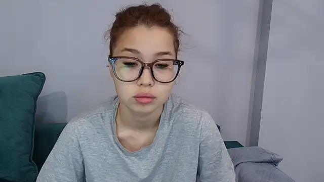 Snapshot of kimyjina chatting on 07-02-26, 03:34 kimyjina online show from 07-02-26, 03:34