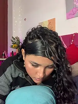 ladulcemary  online show from 02-22-26, 04:05