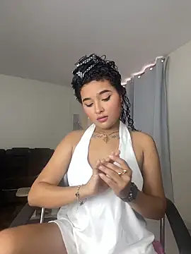 ladulcemary  online show from 05-13-26, 08:06