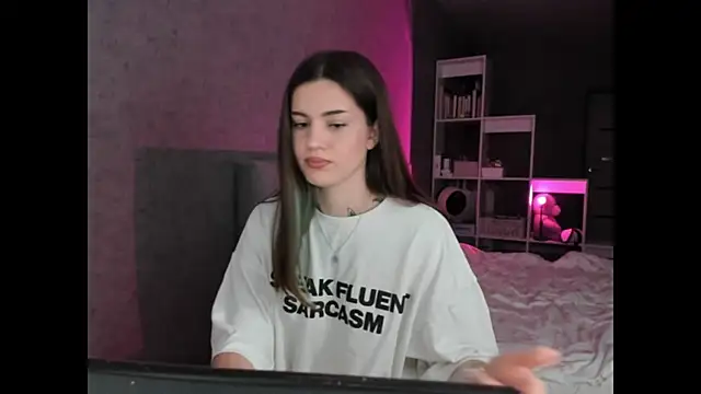 NikkieKitty online show from 06-10-26, 08:30