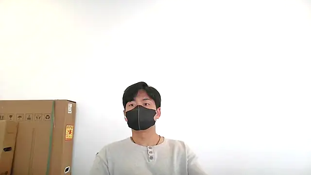 Snapshot of kimze7 chatting on 06-29-26, 04:30 kimze7 online show from 06-29-26, 04:30