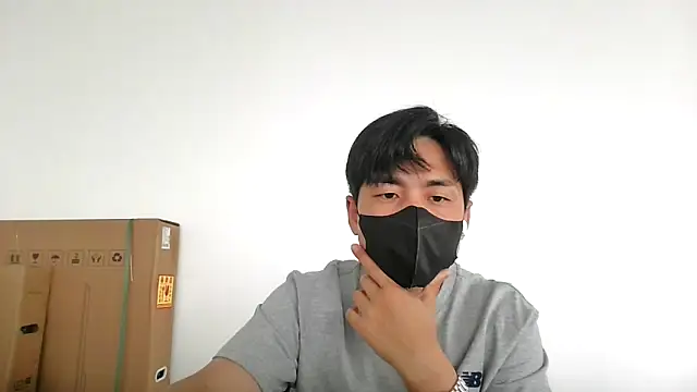 Snapshot of kimze7 chatting on 06-30-26, 02:01 kimze7 online show from 06-30-26, 02:01