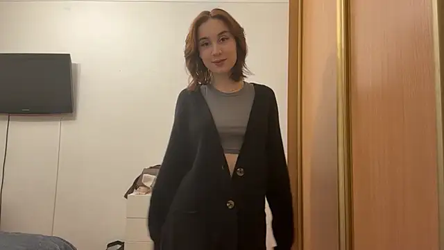 StacieLaudadio online show from 01-10-26, 05:09