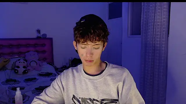 Dani Dancer online show from 04-15-26, 01:01