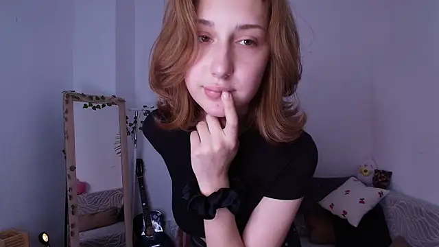 TariLechliter online show from 07-19-26, 12:20