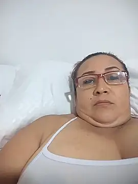 Nini Love  online show from 03-30-26, 08:48