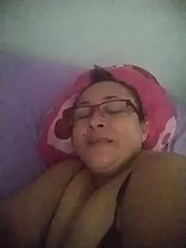 Nini Love  online show from 04-16-26, 08:53