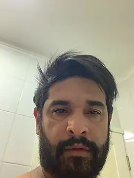 Snapshot of Phenrik1989 chatting on 02-10-26, 06:23 Phenrik1989 online show from 02-10-26, 06:23