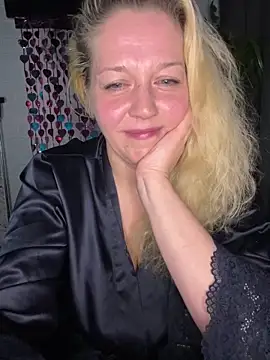 JenniferCarmen online show from 02-16-26, 09:11