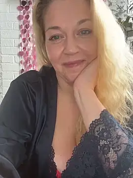 JenniferCarmen online show from 03-02-26, 05:08