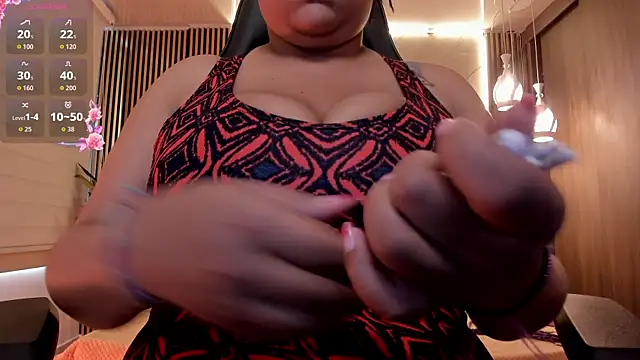 Lyra Black  online show from 01-12-26, 02:00