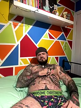 trans man and his dom online show from 12-17-25, 02:12