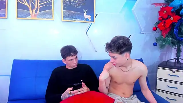 Alex jeins at online show from 12-16-25, 01:38