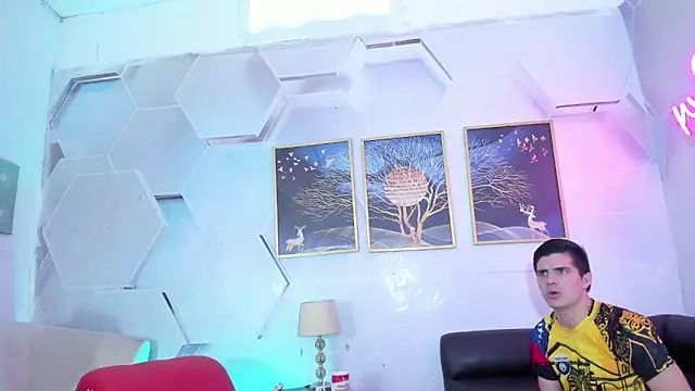 Alex jeins at online show from 02-14-26, 02:14