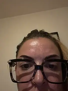 Snapshot of Carlafeet chatting on 07-04-26, 12:17 Carlafeet online show from 07-04-26, 12:17
