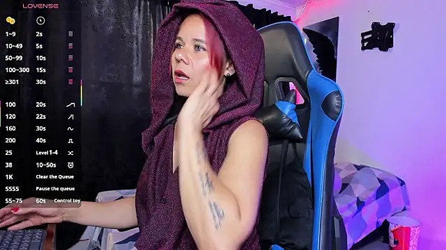 agathawalter  online show from 03-18-26, 10:02