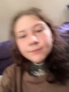 FionaMurr online show from 12-19-25, 03:46