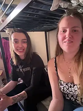 Vikml166 online show from 04-14-26, 02:23