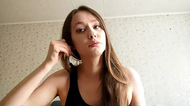 FrancesSrygley online show from 06-05-26, 06:31