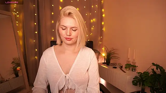 AmeliaWellss online show from 12-16-25, 04:06