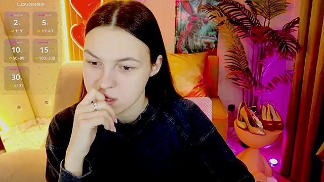 Snapshot of MaxinCarroll chatting on 02-12-26, 05:02 MaxinCarroll online show from 02-12-26, 05:02