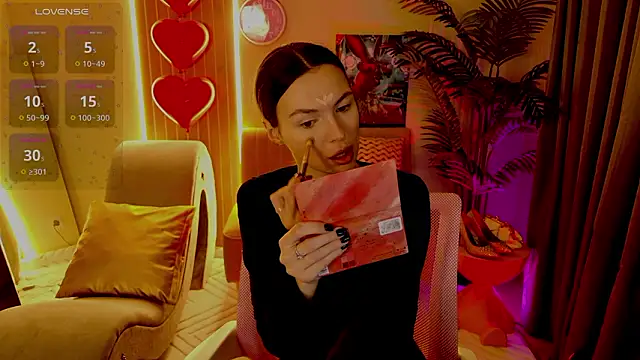 Snapshot of MaxinCarroll chatting on 02-23-26, 05:05 MaxinCarroll online show from 02-23-26, 05:05