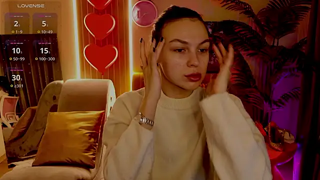 Snapshot of MaxinCarroll chatting on 02-25-26, 05:17 MaxinCarroll online show from 02-25-26, 05:17