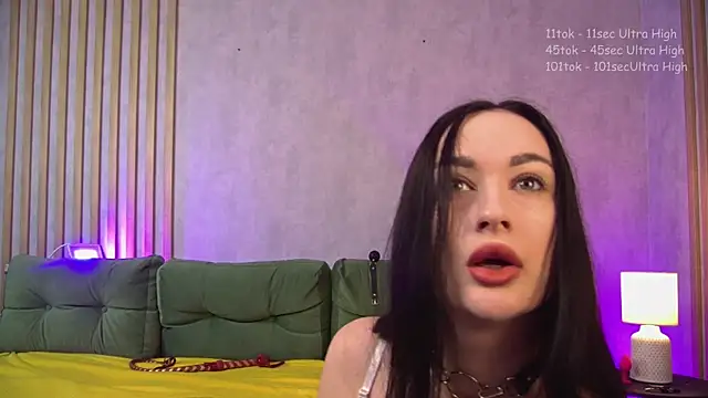 sasha strip online show from 04-18-26, 05:22