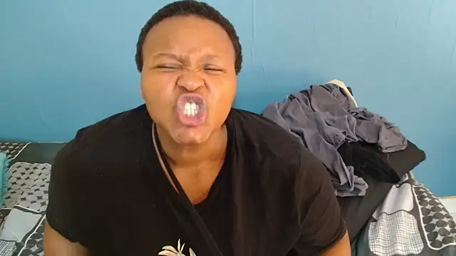 ChoklitBerryXX online show from 02-07-26, 11:36