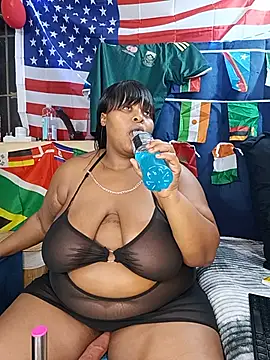 Snapshot of ChoklitBerryXX chatting on 06-26-26, 08:24 ChoklitBerryXX online show from 06-26-26, 08:24