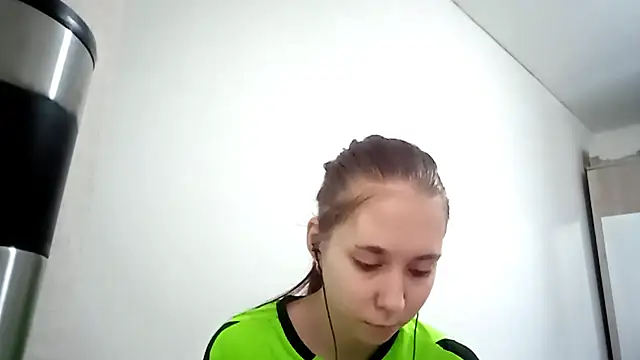 Annette meow1 online show from 12-18-25, 07:14