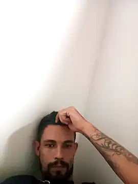 leobct555 online show from 12-17-25, 08:37