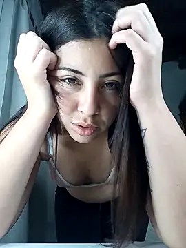 emmacurvyhot online show from 12-15-25, 04:22