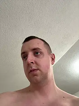 Snapshot of BezzBoii@xh chatting on 03-22-25, 03:09 BezzBoiixh online show from 03-22-25, 03:09