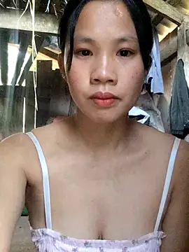 Snapshot of mit0-77 chatting on 12-20-25, 01:23 mit0-77 online show from 12-20-25, 01:23