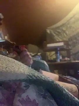 Snapshot of Ldnick69 chatting on 02-19-26, 10:39 Ldnick69 online show from 02-19-26, 10:39