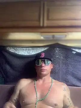 Snapshot of Ldnick69 chatting on 06-23-26, 02:09 Ldnick69 online show from 06-23-26, 02:09