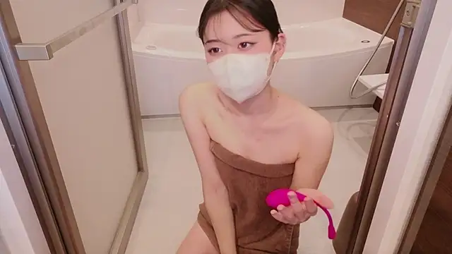 Snapshot of Ms-KARINA chatting on 03-05-26, 07:48 Ms-KARINA online show from 03-05-26, 07:48