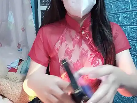 Yumi69 online show from 12-15-25, 04:00