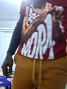 Snapshot of Rizzle9800 chatting on 01-18-26, 05:44 Rizzle9800 online show from 01-18-26, 05:44