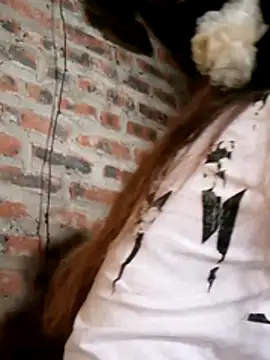 yana-zz online show from 12-15-25, 03:44