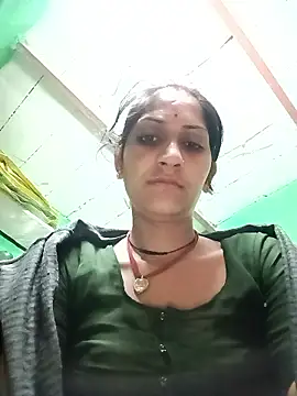 Snapshot of Chayna_singh chatting on 01-17-26, 10:57 Chayna singh online show from 01-17-26, 10:57