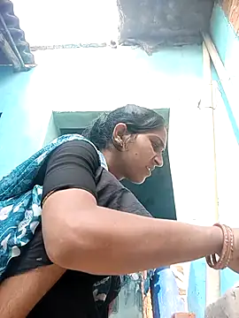 Snapshot of Chayna_singh chatting on 02-23-26, 03:37 Chayna singh online show from 02-23-26, 03:37