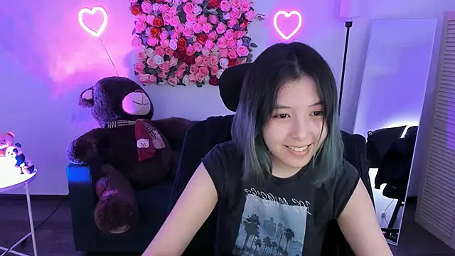 SirenMystiq online show from 04-15-26, 07:10